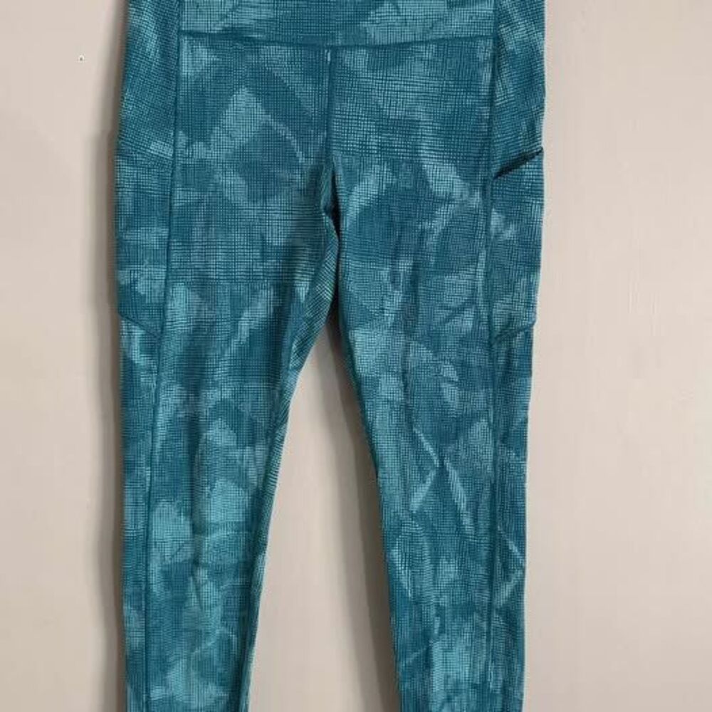 Lululemon High-Rise Tight - Size 10